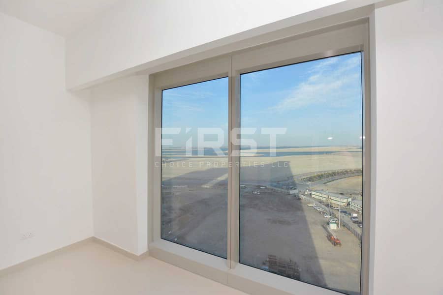7 Internal Photo of 1 Bedroom Apartment in The Gate Tower Shams Abu Dhabi Al Reem Island Abu Dhabi UAE (9). jpg