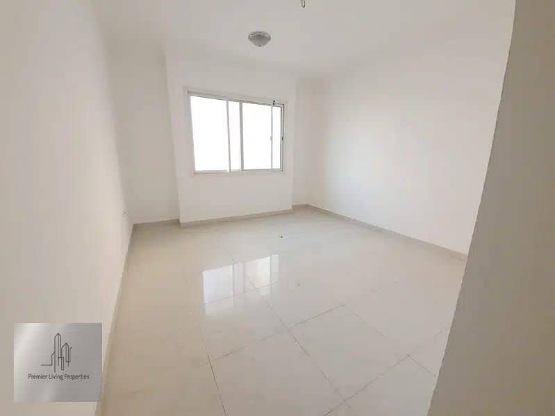 Spacious 3bhk with big close hall and 45 days free only in 55k al mahatah sharjah