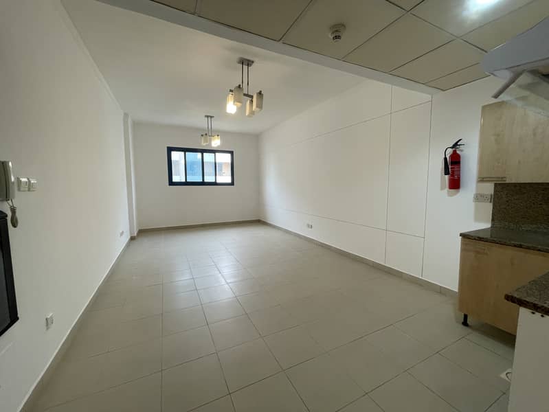 位于迪拜湾，阿尔拉法，枫叶II洛塔大楼 的公寓 45000 AED - 8799007