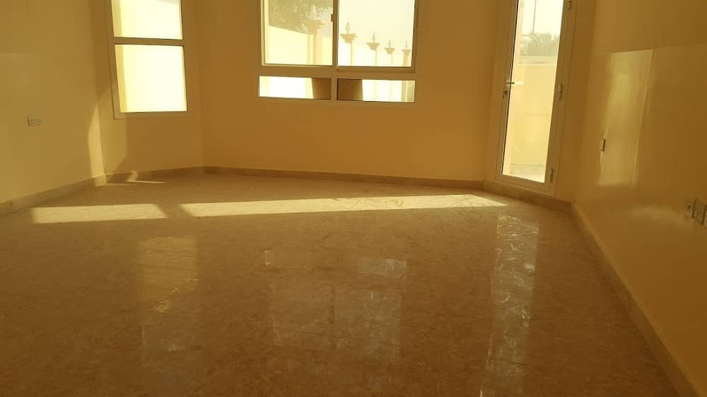 Nice 4 BHK for Western, South African or Posh Arab near Bawat al Sherq mall