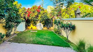 Exclusive | Upgraded 1 Bed Townhouse | Single Row