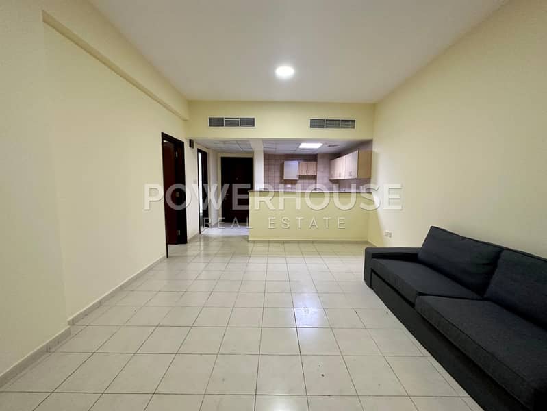1 BR | X5 | Immaculate Condition | Vacant Soon