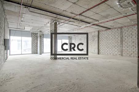 Showroom for Rent in Deira, Dubai - Showroom for lease | Shell and Core | Open plan
