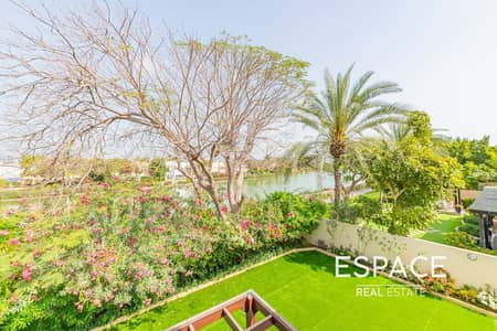 5 Bedroom Villa for Sale in The Meadows, Dubai - 5BR | Stunning Views | On the Lake | VOT