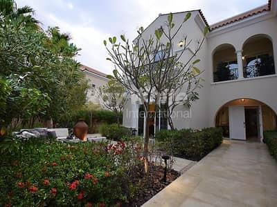 Fully Upgraded & Exclusive Golf Facing High End Villa Fully Upgraded & Exclusive Golf Facing High End Villa