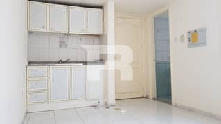 1BR Apt| Spacious Balcony | Near To Metro