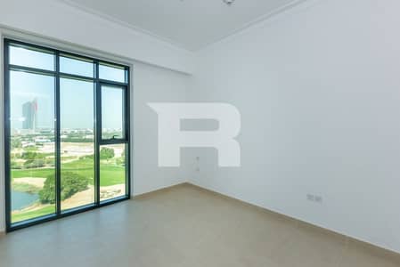 3 Bedroom Apartment for Rent in The Hills, Dubai - Luxurious 3BR Apt + Maid | Golf Course View
