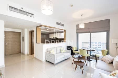 2 Bedroom Apartment for Rent in Downtown Dubai, Dubai - Spacious Apt | Furnished | Near Dubai Mall