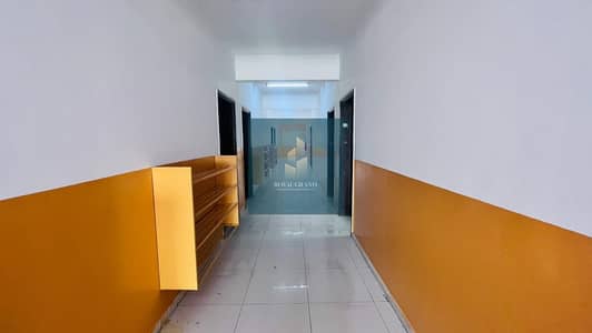 سكن عمال  للايجار في مصفح، أبوظبي - 61b99505-402a-4167-93ee-a988277a8700. jpg