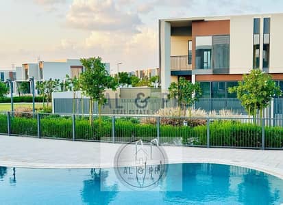 4 Bedroom Townhouse for Sale in Dubailand, Dubai - POOL & PARK AREA | SPACIOUS  | READY TO MOVE IN