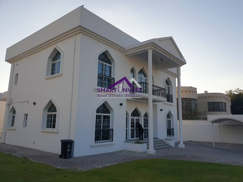 Independent 4BR Villa with garden  for rent in Al Safa 1 for 300K/yr.