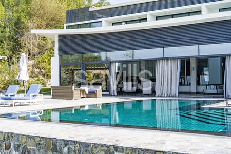 6 Bedroom Villa for Sale in Nurai Island, Abu Dhabi - Luxurious Villa with Large Infinity Pool 6BR