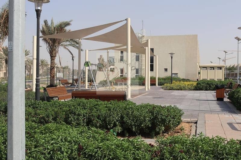 Brand New Townhouse Villa For Sale in Warsan Only For Cash Buyer Brand New Townhouse Villa For Sale in Warsan Only For Cash Buyer