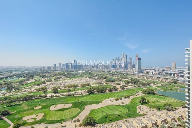 Exclusive | Golf Course View | Laundry Room