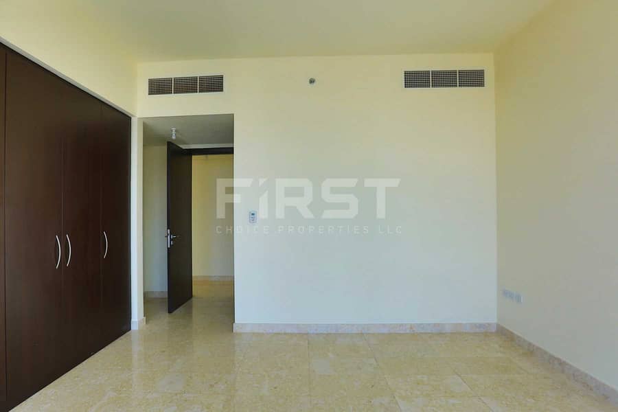 9 Internal Photo of 1 Bedroom Apartment in Ocean Terrace Marina Square Al Reem Island Abu Dhabi UAE (25). jpg