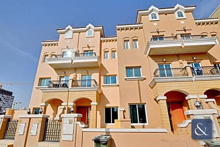 3 Bedroom Townhouse for Rent in Jumeirah Village Circle (JVC), Dubai - 3 Beds plus Maids | Central Location | Spacious