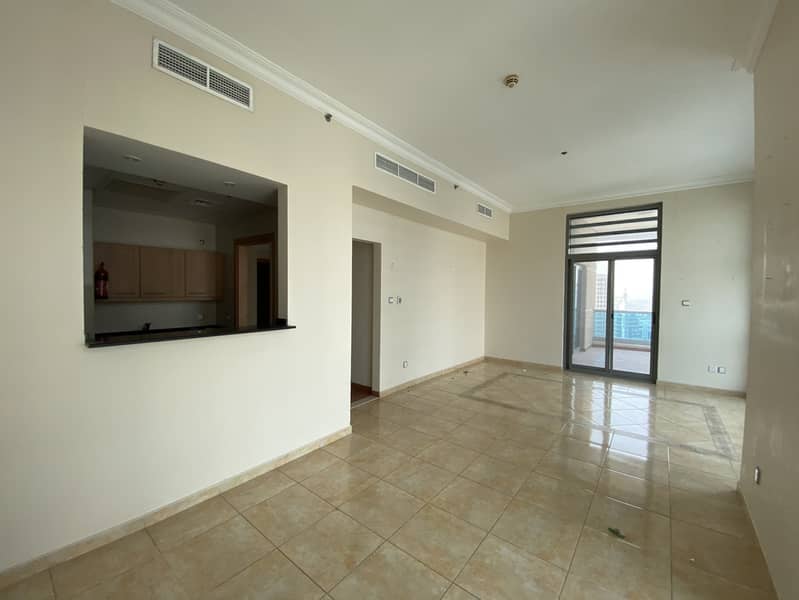 位于迪拜码头，祖穆鲁德大厦 2 卧室的公寓 145000 AED - 8804620