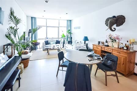 Two Master Bedrooms | Sea View | Great Location Two Master Bedrooms | Sea View | Great Location