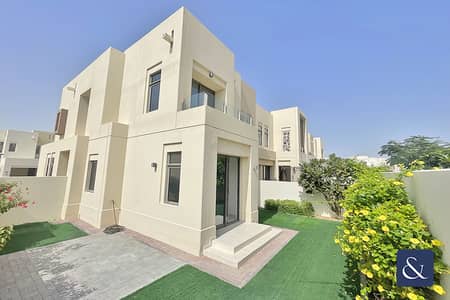3 Bedroom Villa for Sale in Reem, Dubai - Vacant | 3 Bed+Study+Maids | Immaculate