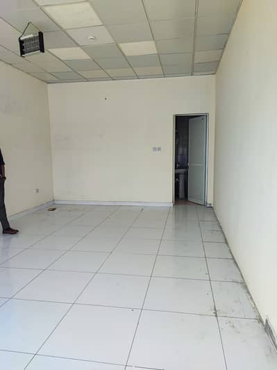 Shop for Rent in Al Sajaa Industrial, Sharjah - shop saqr 300 sqft saja (3). jpg