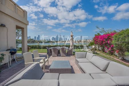 Upgraded with amazing views - large plot Upgraded with amazing views - large plot
