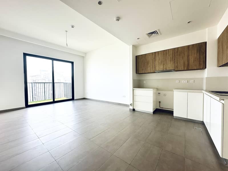 VACANT | BRIGHT UNIT | OPEN VIEW