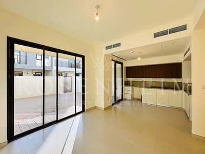 3 Bedroom Villa for Rent in Dubai South, Dubai - Ready To Move In |Brand New |Vacant | Back To Back