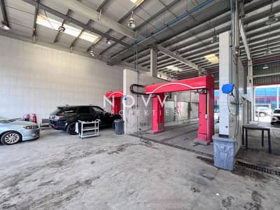 Shop for Rent in Al Quoz, Dubai - Spacious 4 bay Car wash for Rent