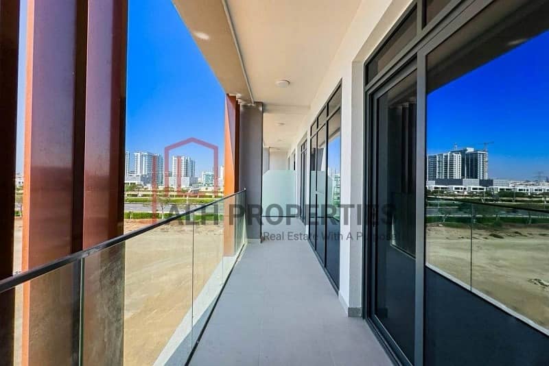Corner Unit | Large Balcony | Pool View |Best Deal