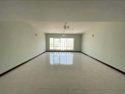 4 Bedroom Flat for Rent in Al Majaz, Sharjah - Spacious 4bhk,Two Master Bedroom,/AC Chiller Free/Maids Room rent only 75,000