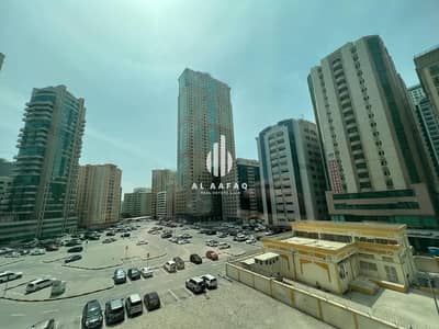 3 Bedroom Flat for Rent in Al Majaz, Sharjah - Spacious Chiller free 3 BHK Master Bedroom Balcony View
