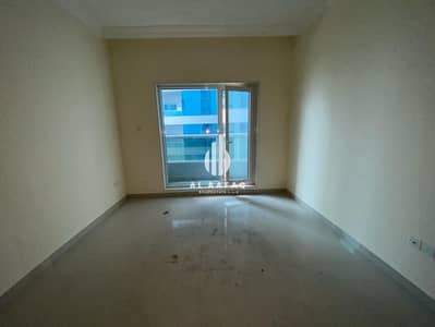 2 Bedroom Flat for Rent in Al Khan, Sharjah - Luxurious 2bhk | Chiller free | Master bedroom
