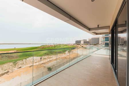 3 Bedroom Flat for Rent in Yas Island, Abu Dhabi - Upcoming May | Luxurious Living | Beach Access