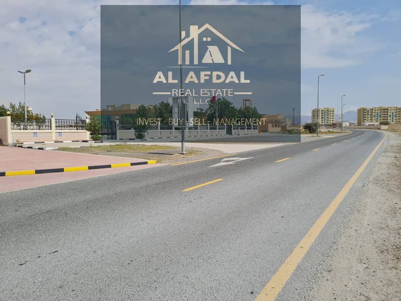 Land for sale in Manama, residential, the best location in Manama, Basin 9
