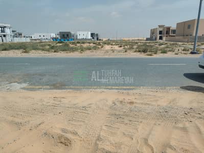 Plot for Sale in Hoshi, Sharjah - For sale a plot of land in the Al -Hoshi area, an area of ​​10 thousand feet, special site