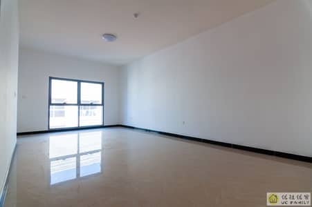 2 Bedroom Apartment for Rent in International City, Dubai - LongXing-706-4. jpg