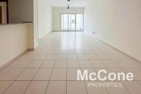 1 Bedroom Flat for Rent in The Greens, Dubai - Ideal Location l Pool View l Well Maintained