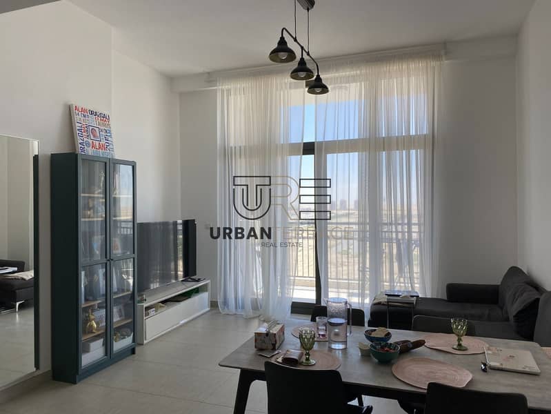 SPACIOUS UNIT | VACANT & READY TO MOVE IN |