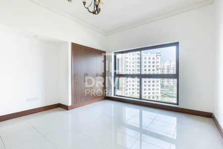 2 Bedroom Apartment for Rent in Palm Jumeirah, Dubai - Spacious Unit with Big Balcony | Park View