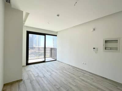 1 Bedroom Apartment for Sale in Business Bay, Dubai - Partial Sea View | Kitchen Equipped | Vacant