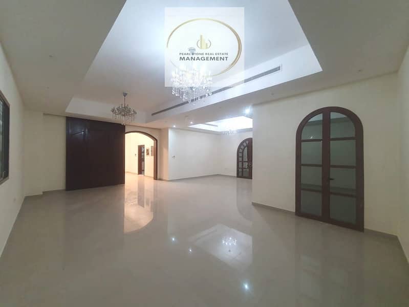 Spacious 5BHK Villa with 5 Parking