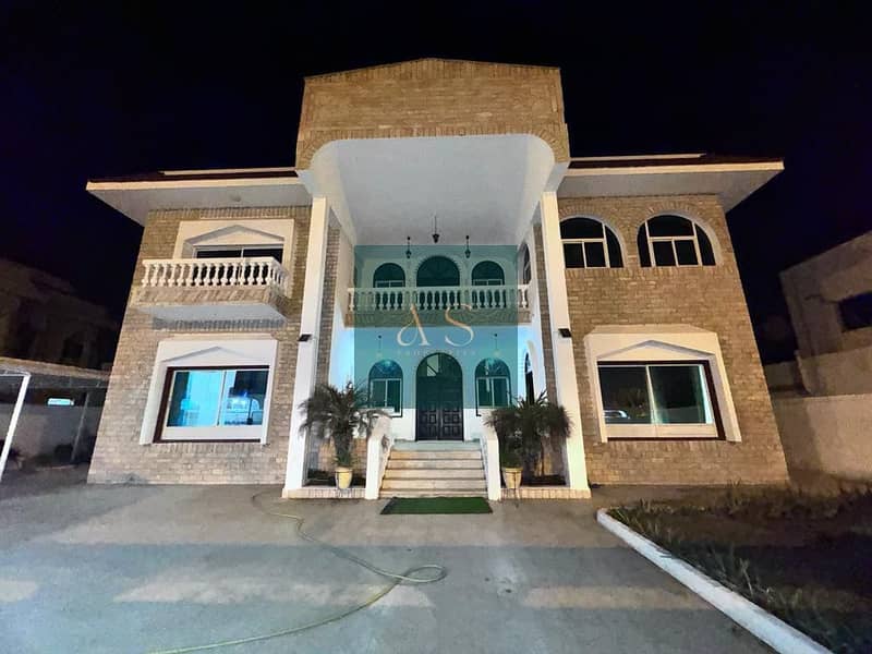 6 Bedroom Villa For Rent Ready to Move