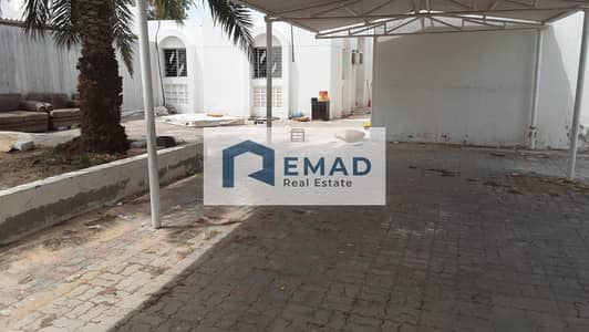 10 Bed Hall Villa || Mushreif Area || For Local Only