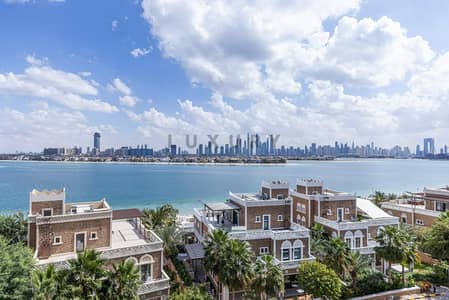3 Bedroom Flat for Rent in Palm Jumeirah, Dubai - Upgraded with Stunning Sea View | Vacant