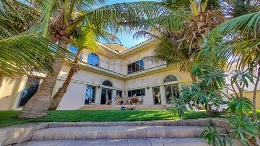 5 Bed French Riviera Signature Villa I Good Number