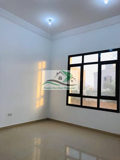 4 Bedroom Villa for Rent in Mohammed Bin Zayed City, Abu Dhabi - 0a5ccf7b-ad12-4bb6-953d-7c07369cef72. jpg