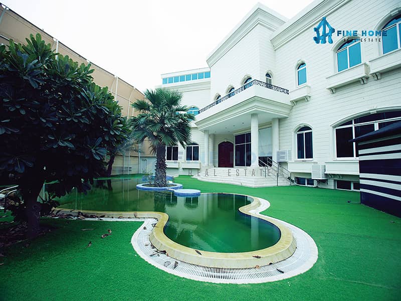 Luxurious VIP Villa | Private Pool | Big Garden
