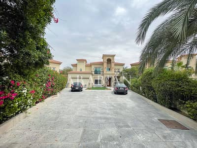 4 Bedroom Villa for Sale in Jumeirah Islands, Dubai - Vacant on Transfer | Backing the Lake | Upgraded.