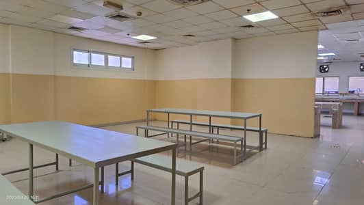 Labour Camp for Rent in Jebel Ali, Dubai - Well maintained Labour Camp rooms available for AED 300/- per person/month in Jebal Ali