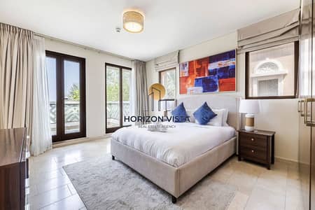 4 Bedroom Villa for Sale in Palm Jumeirah, Dubai - Sea-View | Single Row | Rooftop Terrace | Infinity Pool